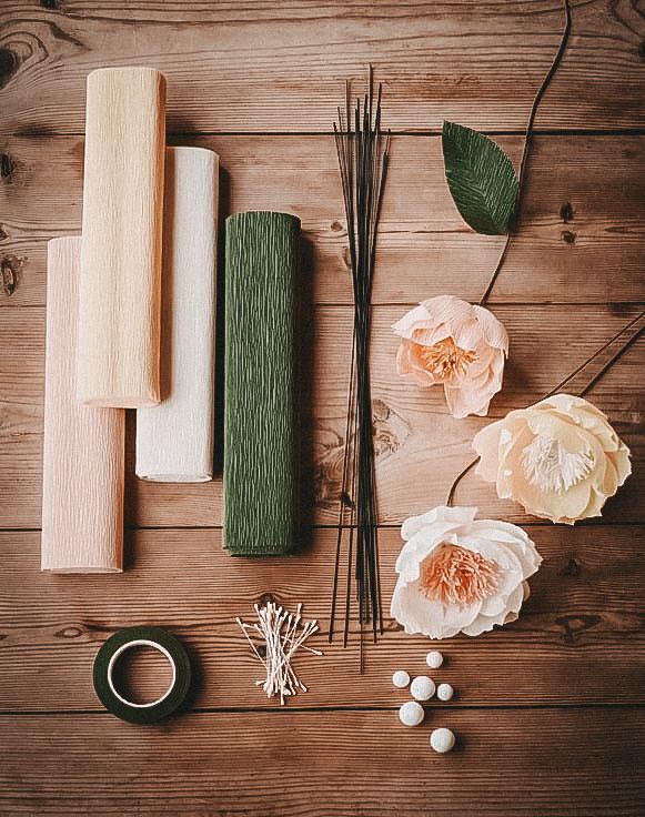 Hoa giấy nhún handmade