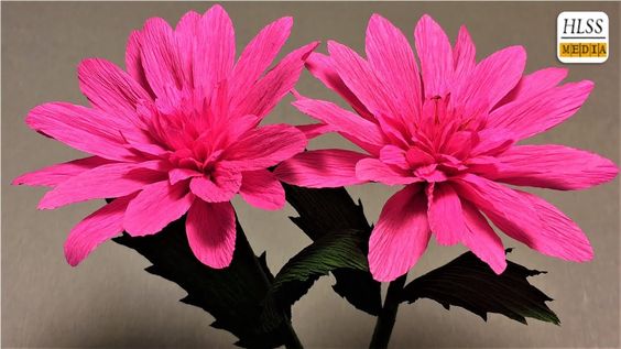 Cách làm hoa tulip bằng giấy xốp