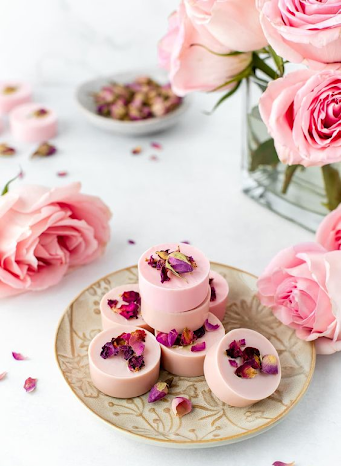 Xà phòng handmade từ hoa hồng
