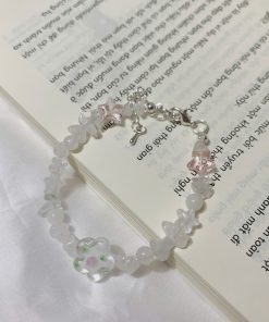 Vòng tay Flower Nàng Handmade mix đá trắng
